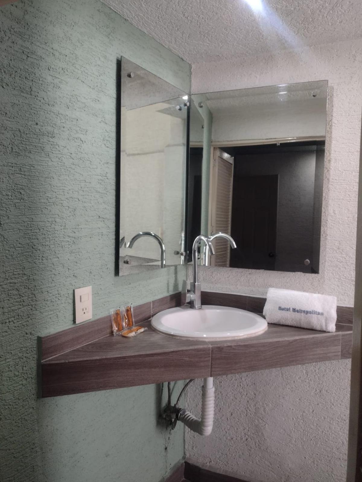 Hotel Metropolitan 과달라하라 외부 사진